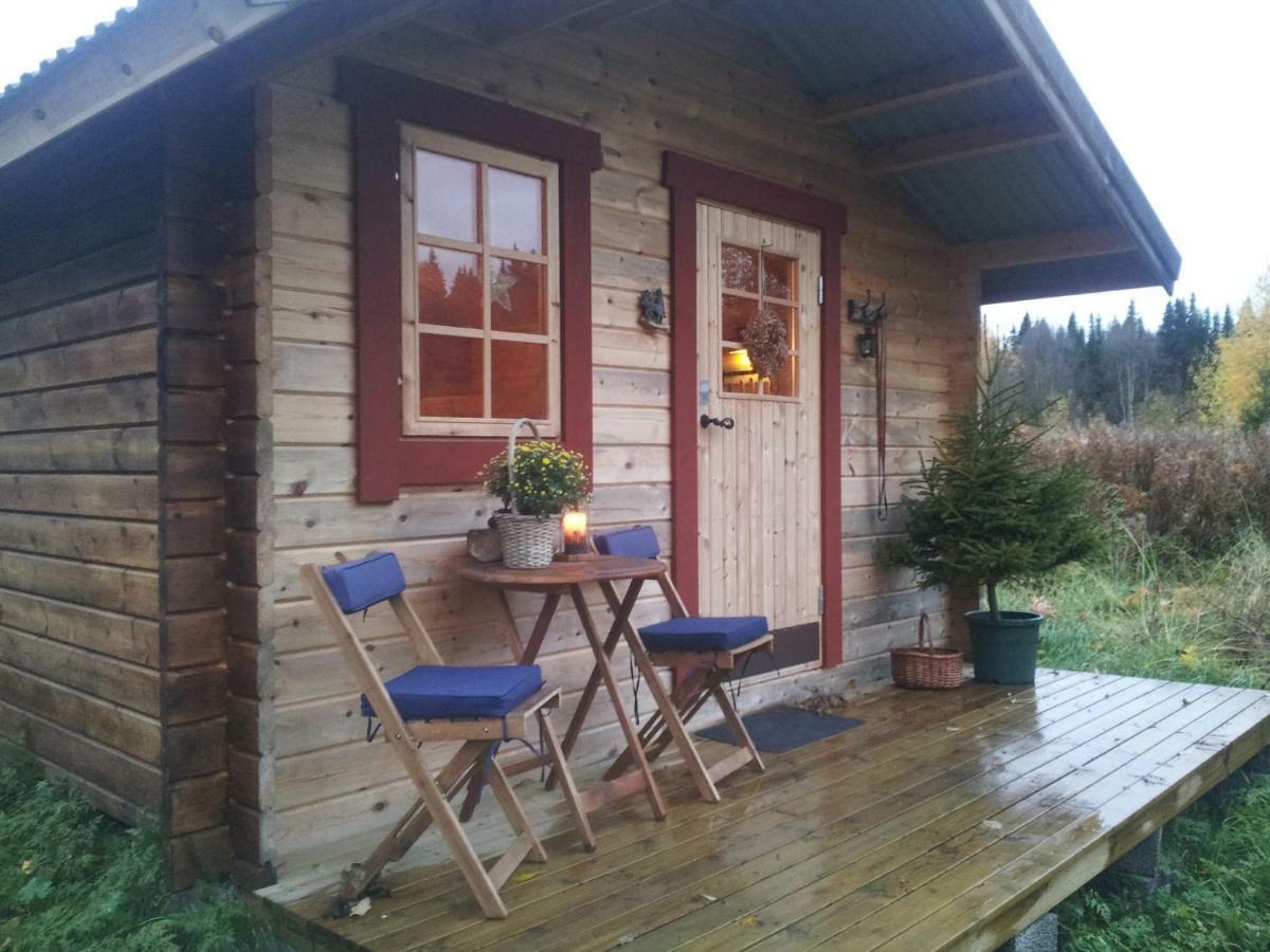 Cabin On Husky Farm Stromsund Bagian luar foto
